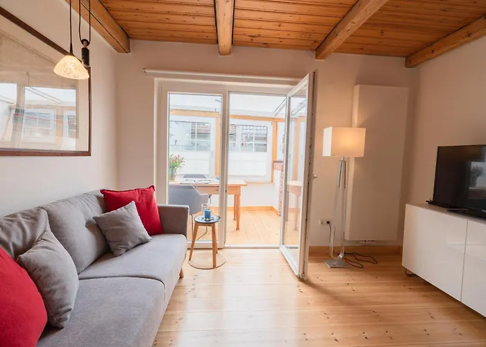 アパート Backbord *